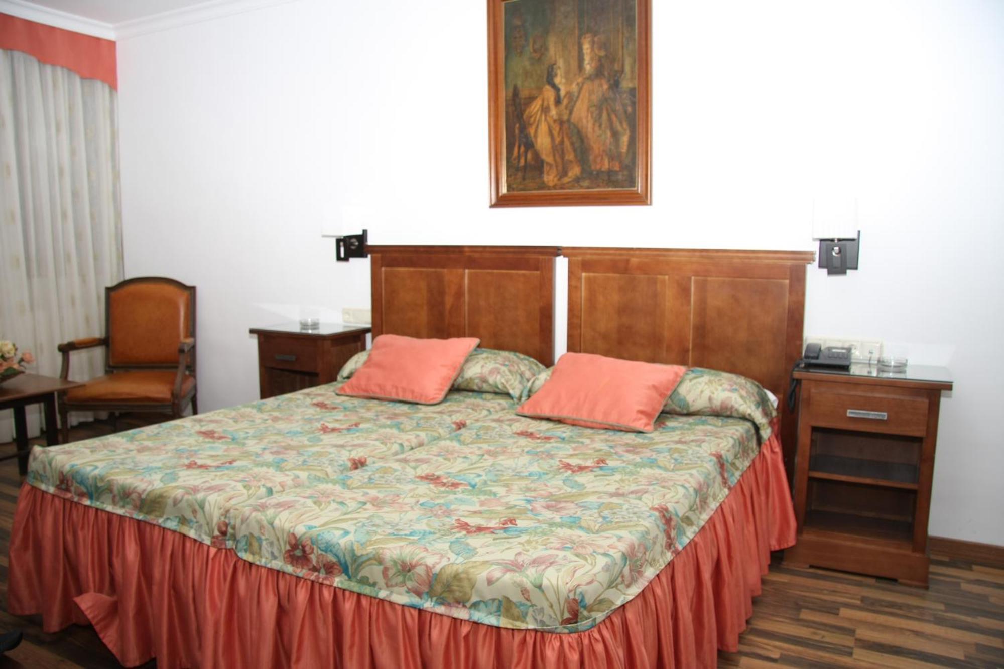 Hotel Mulhacen Guadix Zimmer foto